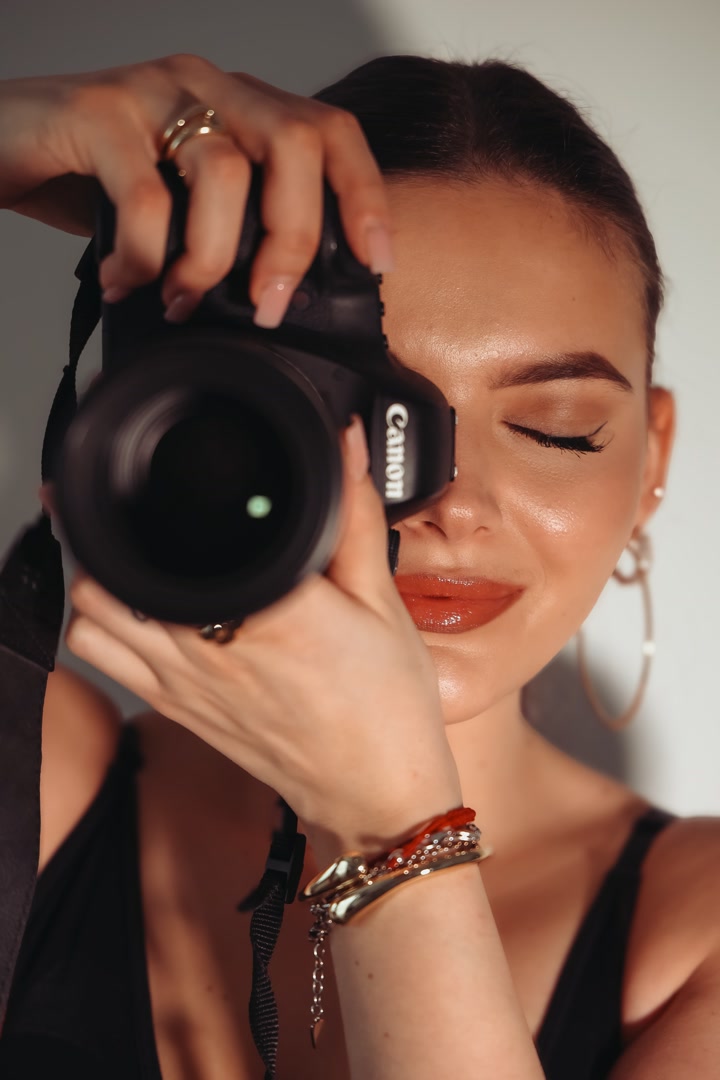 Kobieca fotografia editorialowa